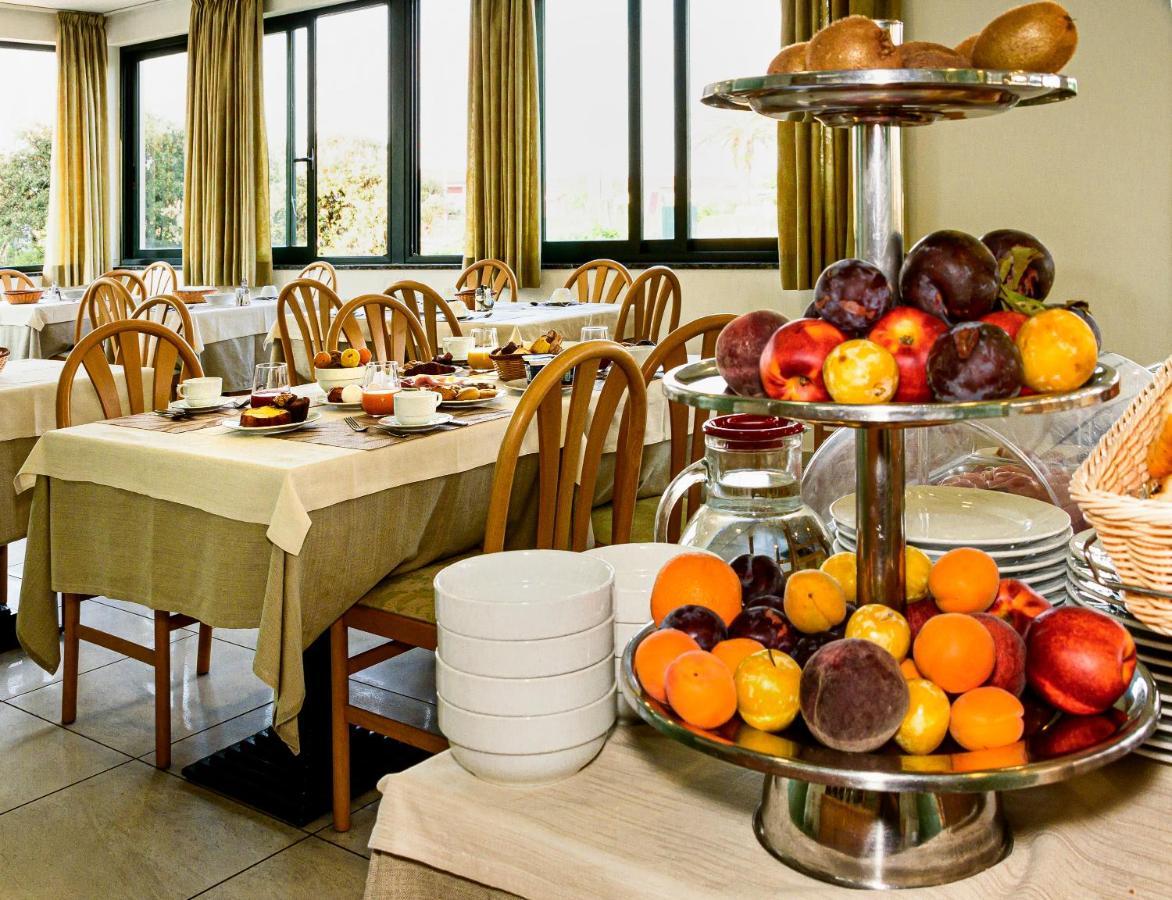 Hotel Paris Camaiore Bagian luar foto
