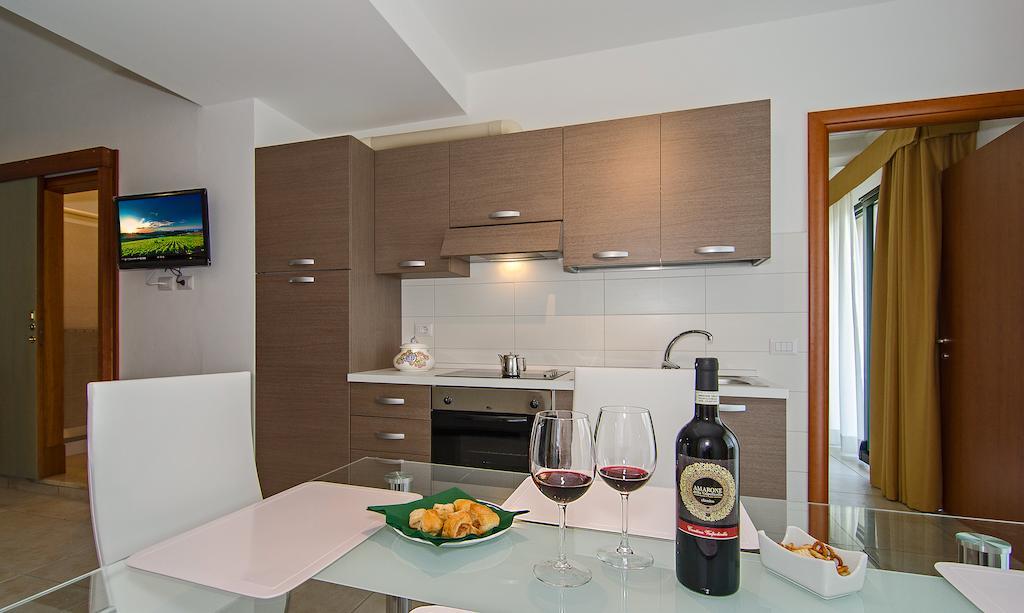 Hotel Paris Camaiore Ruang foto