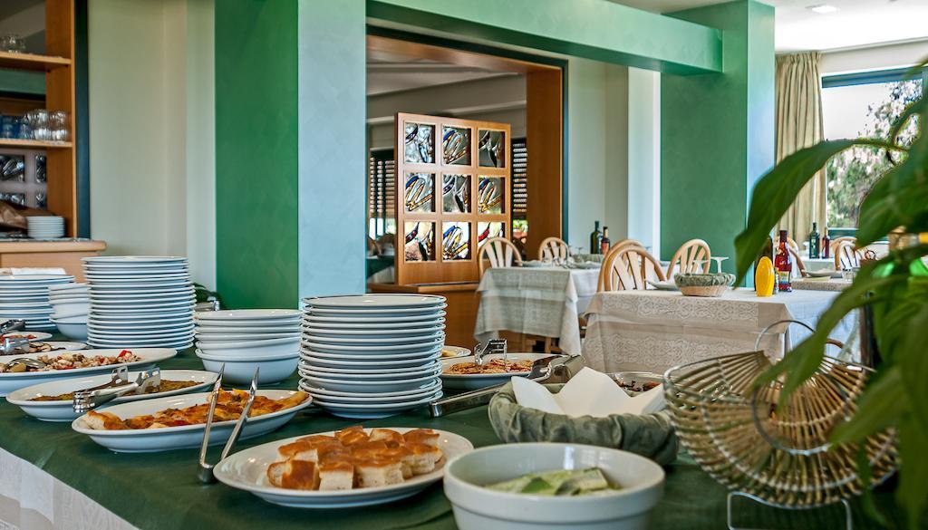Hotel Paris Camaiore Bagian luar foto